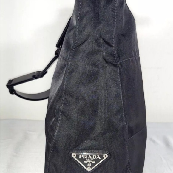 Prada Tessuto Nylon Shoulder Bag Vintage - Picture 10 of 16
